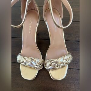BCBGeneration ‘ISABEL’ 40 GOLD HEELS SHOES-9M